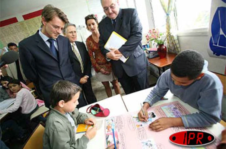 Mardi 5 août 2006 -

François Baroin, ministre de l'outremer, en visite à La Réunion