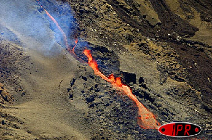 Mercredi 1er octobre 2003
La colère du Piton de la Fournaise a duré 13 heures