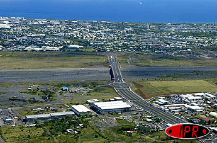 L'axe mixte de circulation entre le Port à Saint-Paul via Cambaie (Ouest de l'île) est officiellement en service depuis le mercredi 26 février 2003