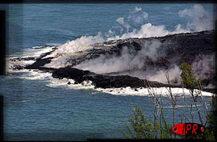 16 janvier 2002. le fleuve de lave se tarit brusquement. C'est la fin de l'éruption