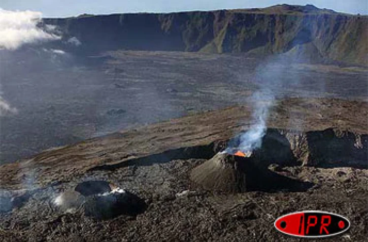 Piton de la Fournaise - Cratère Dolomieu - mardi 6 décembre 2006