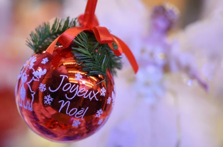 Des soldats patrouillent dans les allées du marché de Noël de Strasbourg