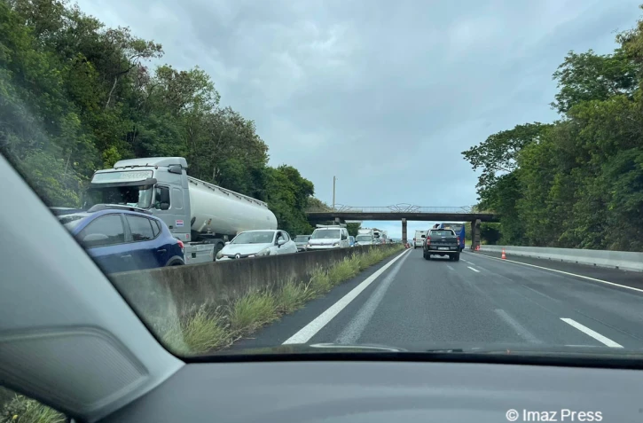 Embouteillage Sainte-Marie - Sainte-Suzanne