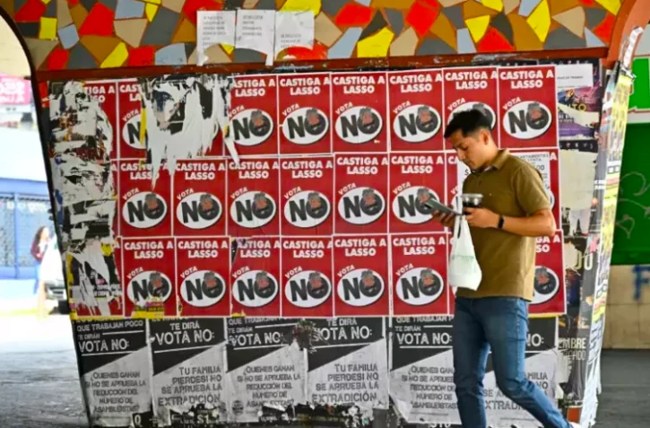 Elections locales et référendum sur l'extradition en Equateur