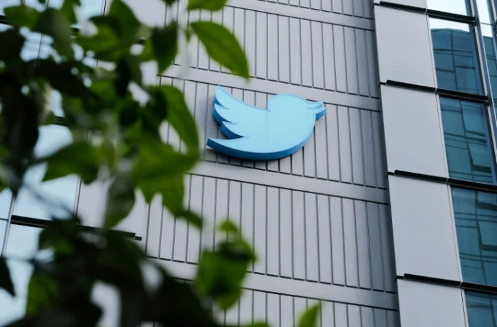 Sauve-qui-peut chez Twitter 