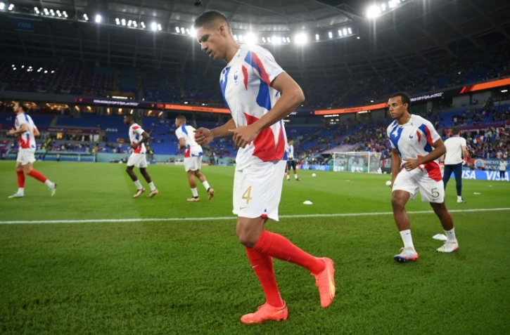 Mondial: la France avec Varane et Koundé contre le Danemark
