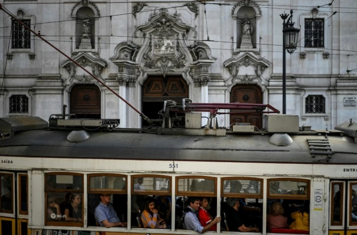 "Californie d'Europe", le Portugal séduit les expatriés américains