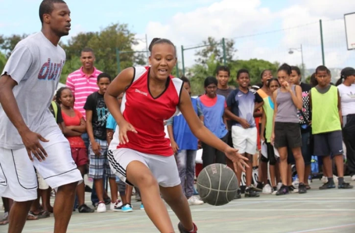 Vendredi 22 Juin 2012  Runball - Collège Le Toullec du Port