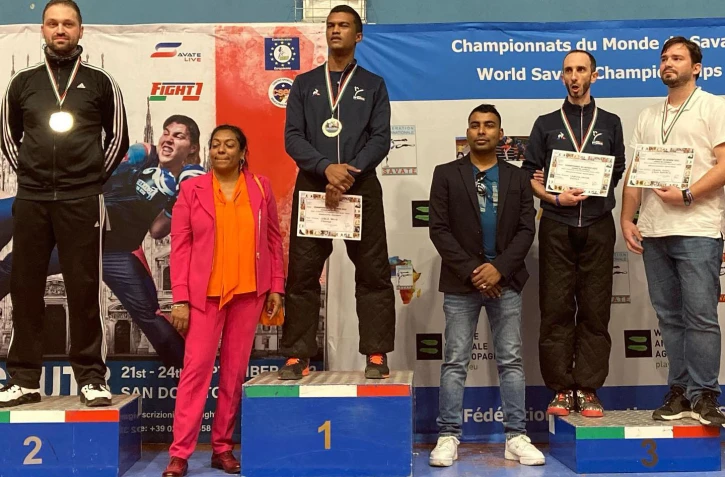 Le Portois David Leblé champion du monde de canne combat