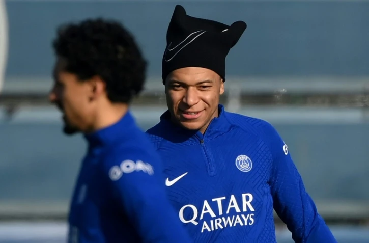 Foot: en plein doute, Paris retrouve la C1, le Bayern... et Mbappé