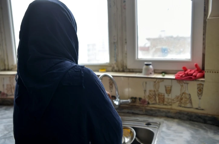 Sous les talibans, les Afghanes divorcées se terrent pour échapper à leur ex-mari 