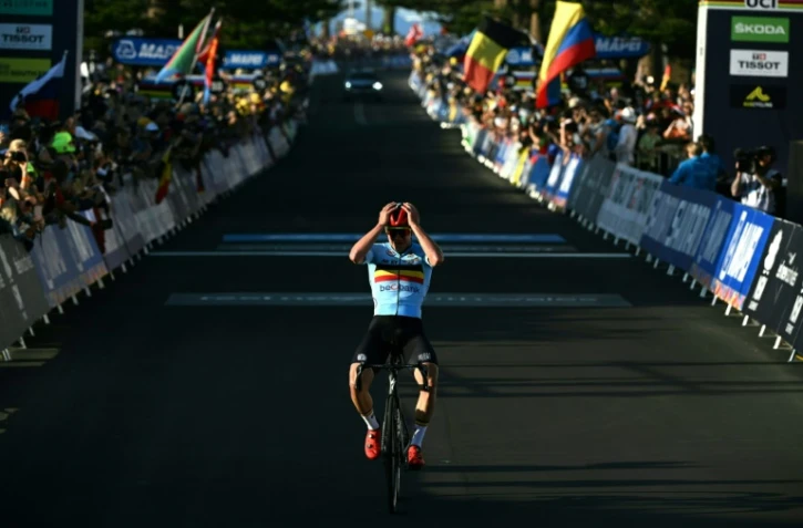 Mondiaux de cyclisme: irrésistible, le Belge Evenepoel sacré devant Laporte