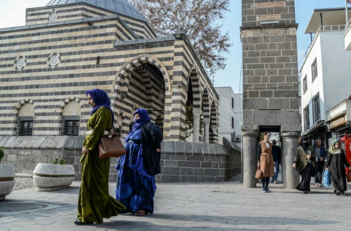 Turquie: à Diyarbakir, les électeurs kurdes attendent un candidat "courageux"