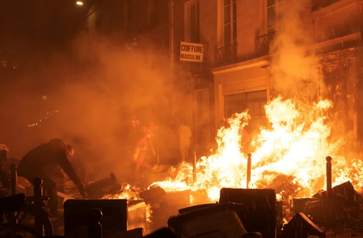 Retraites: l'épreuve de force encore et toujours