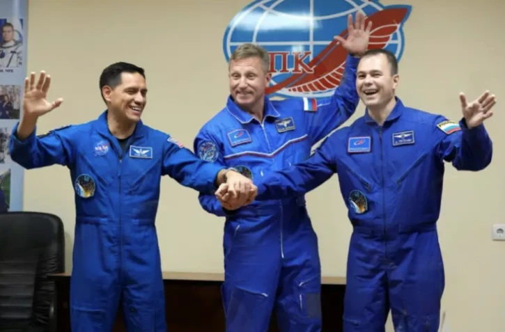 Un Américain et deux Russes à destination de l'ISS en pleine offensive en Ukraine