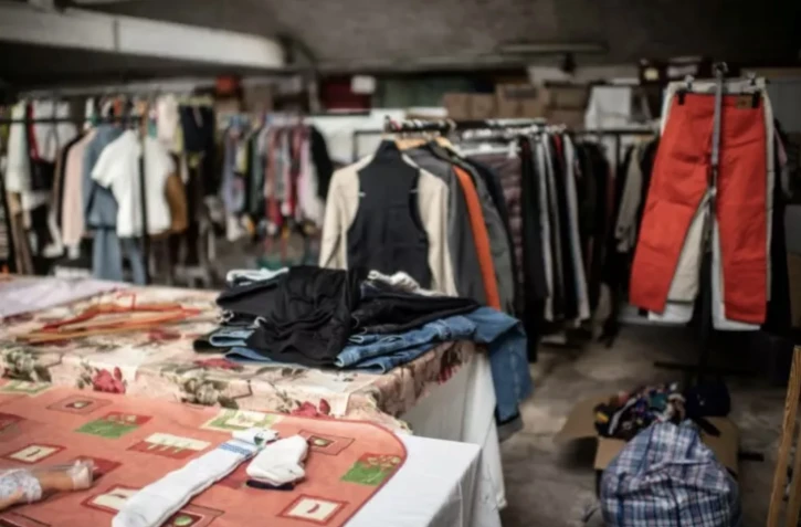 Face à Vinted, Emmaüs appelle les internautes à préférer le don solidaire