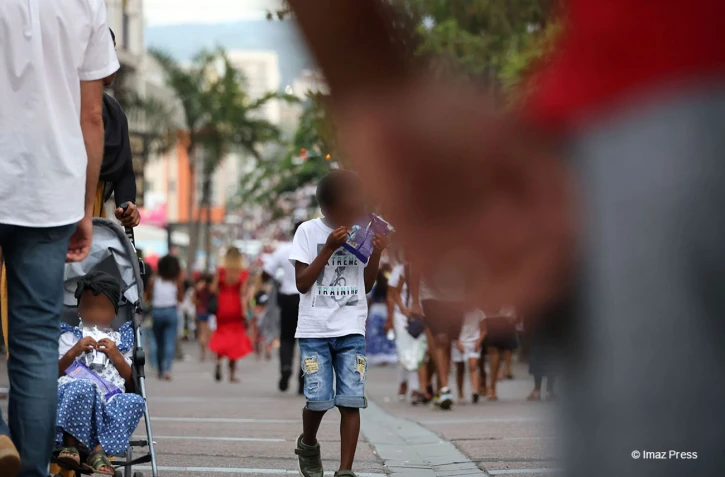 enfants dans la rue