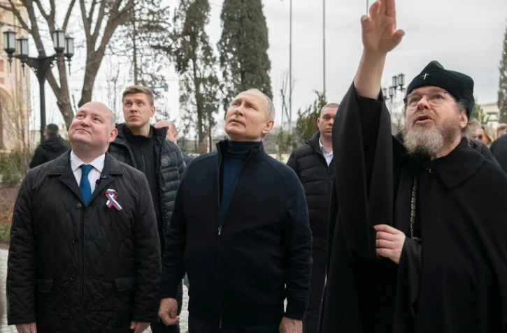 Ukraine: Poutine s'est rendu à Marioupol dévastée, première visite en zone conquise