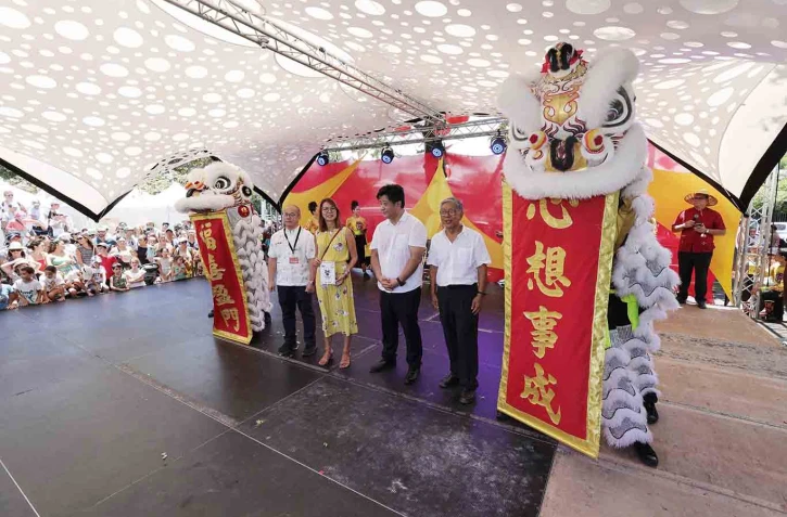 "Fête des lanternes"