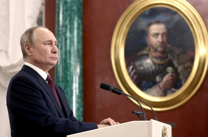 Ukraine: l'Occident veut "diviser" la Russie selon Poutine, Kiev fête Noël