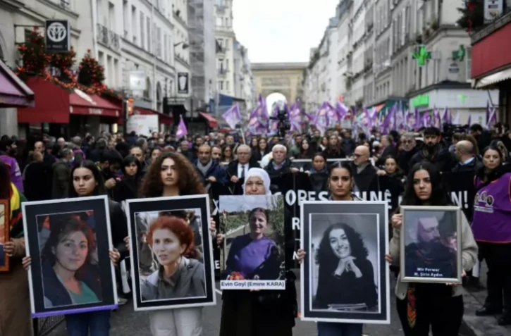 Kurdes tués à Paris: incarcération du tireur présumé, tension franco-turque