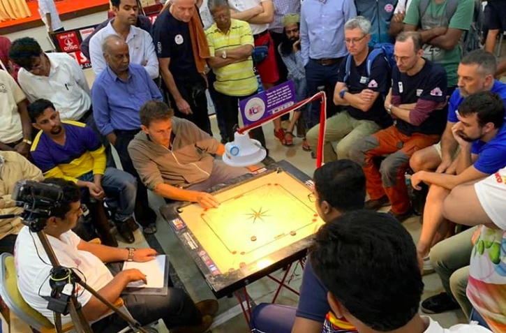Pierre Dubois remet de son titre en jeu en carrom