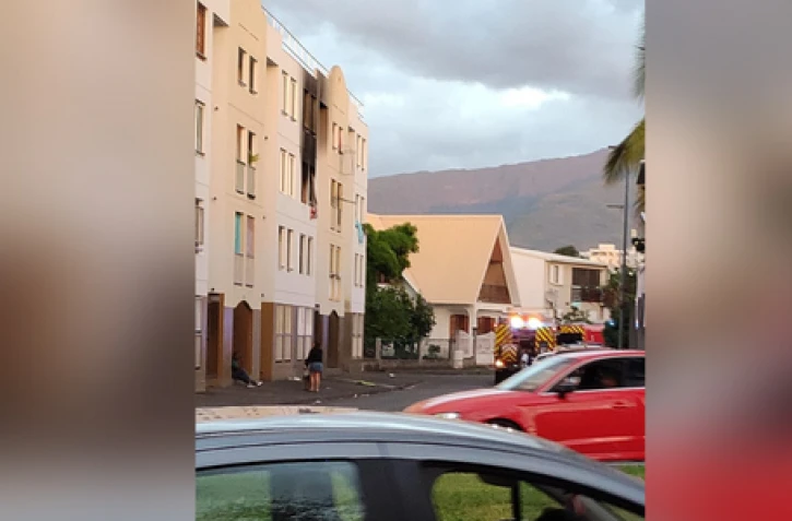 Incendie dans un immeuble au Port