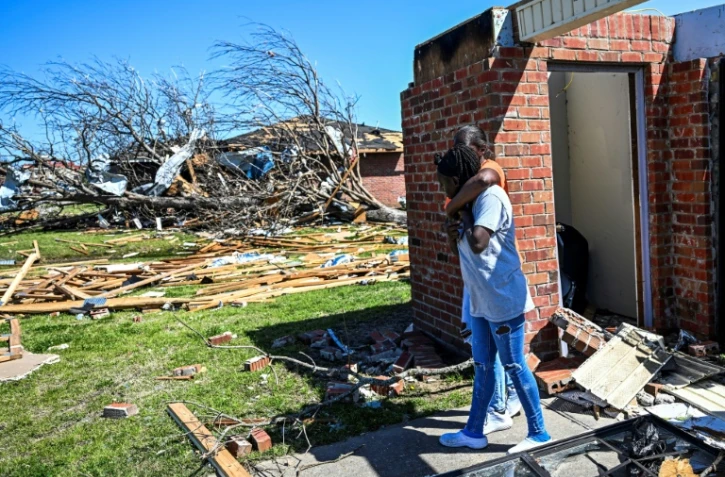 Dans le Mississippi, l'aide afflue après les tornades dévastatrices
