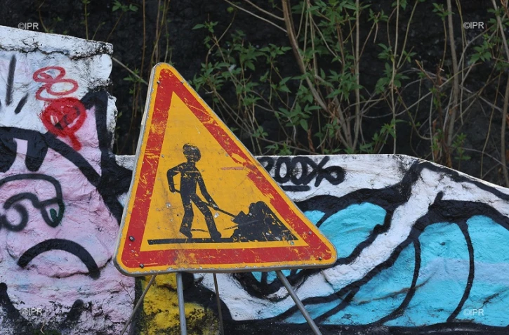 panneau travaux