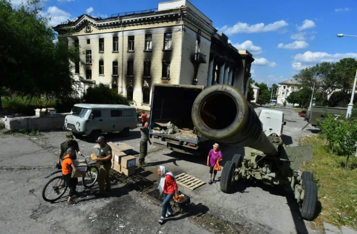 Un centre commercial détruit à Kherson