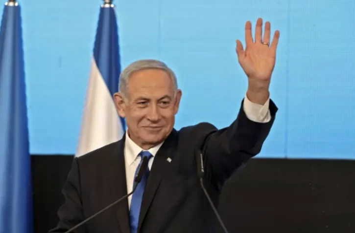 L'ex-Premier ministre israélien Benjamin Netanyahu s'adresse à ses partisans à Jérusalem, le 2 novembre 2022 ( AFP / RONALDO SCHEMIDT )