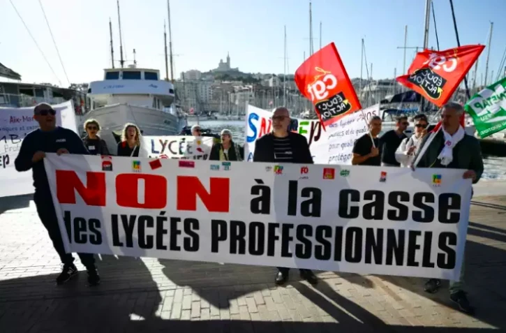 grève de syndicats d'enseignement professionnel Paris et Marseille