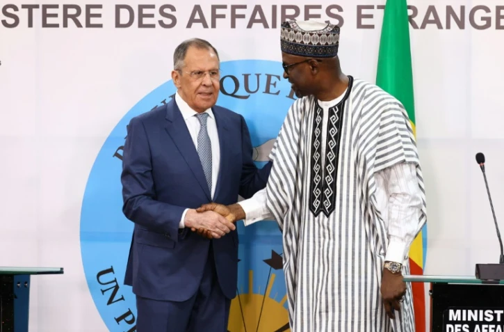 Lavrov promet à l'Afrique aide russe contre les jihadistes et implication accrue