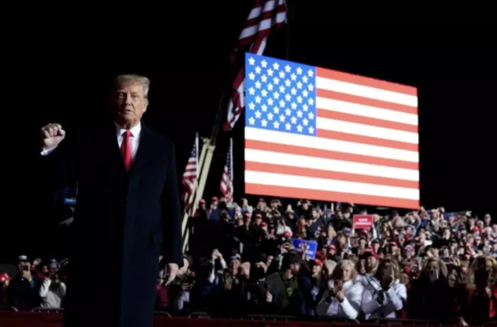 L'ancien président Donald Trump lros d'un meeting politique à Vandalia, dans l'Ohio, le 7 novembre 2022 ( GETTY IMAGES NORTH AMERICA / Drew Angerer )