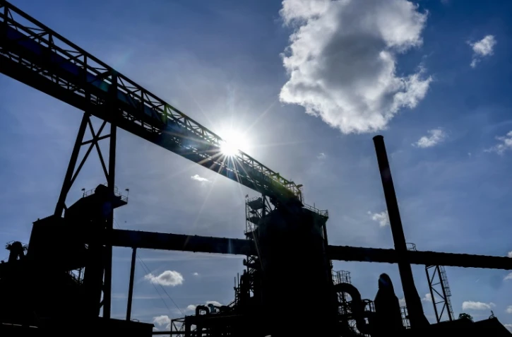 Climat: l'UE adopte une "taxe carbone" aux frontières pour verdir ses importations industrielles