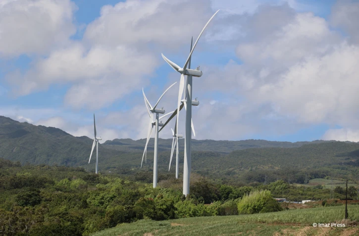 ferme éolienne Sainte-Suzanne