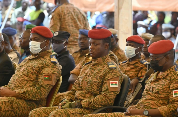 Burkina: le putschiste Ibrahim Traoré président de la transition jusqu'en 2024