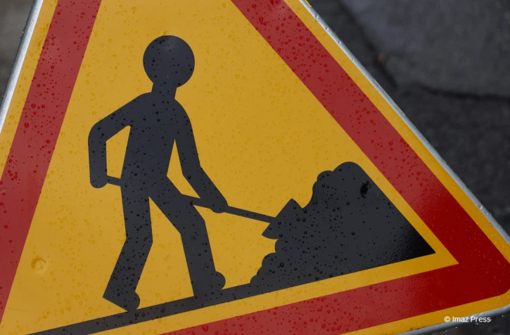 Panneau travaux