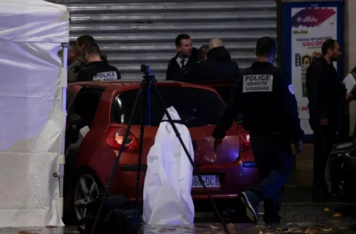 Homme tué lors d'un refus d'obtempérer à Paris: un policier mis en examen