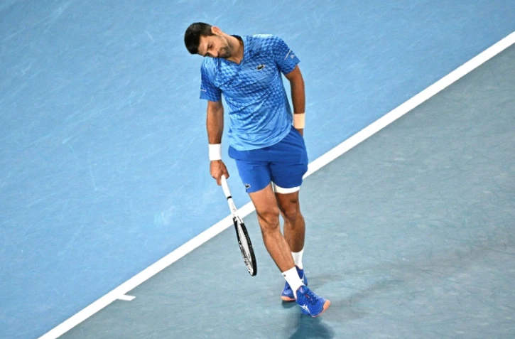 Open d'Australie: Djokovic passe, mais dans la douleur
