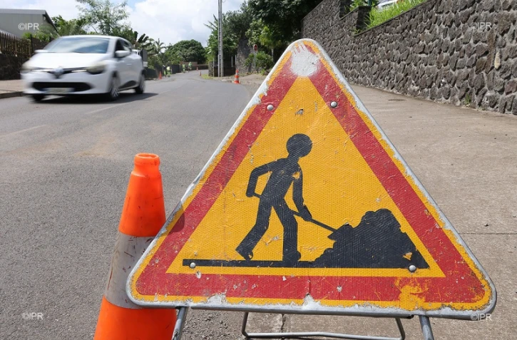 panneaux travaux