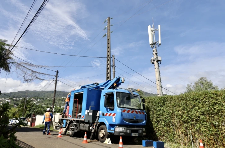edf et cyclone (Photo : sly/www.imazpress.com)