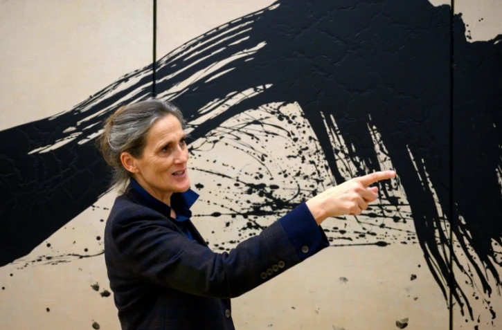 A Colmar, les pinceaux géants de Fabienne Verdier transfigurent "le chant des étoiles"