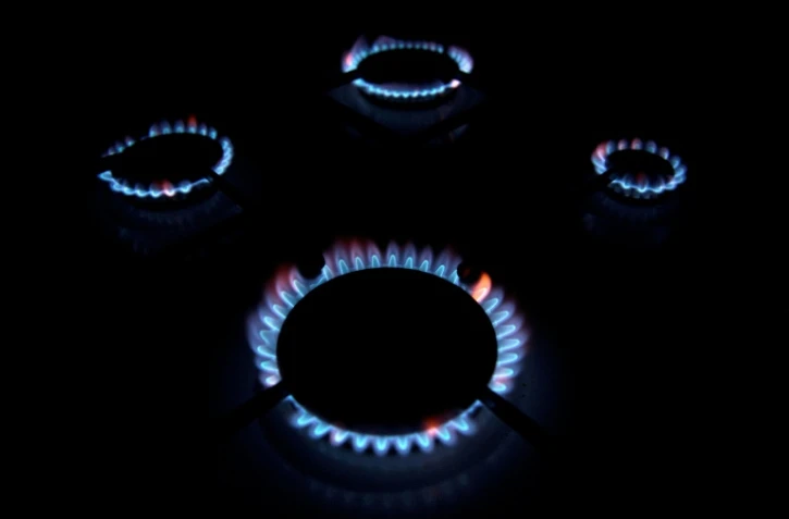 Pourquoi la chute des prix du gaz ne calme pas les factures et l'inflation?