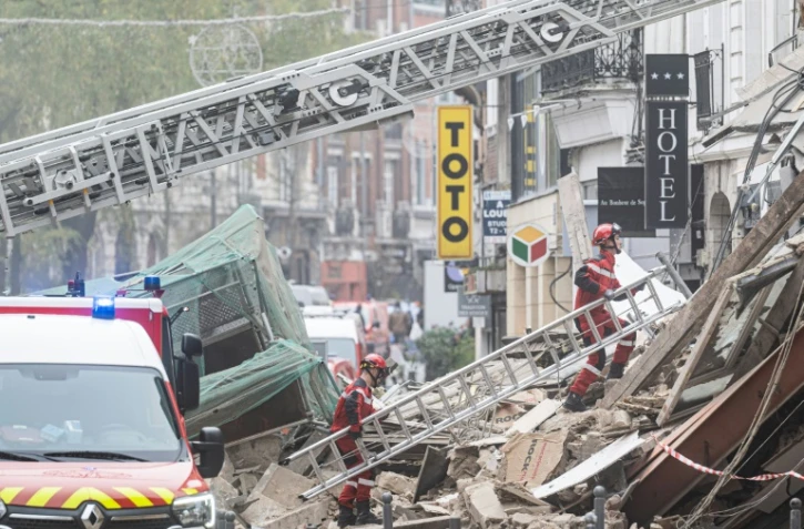 Deux immeubles s'effondrent en plein centre de Lille, un disparu