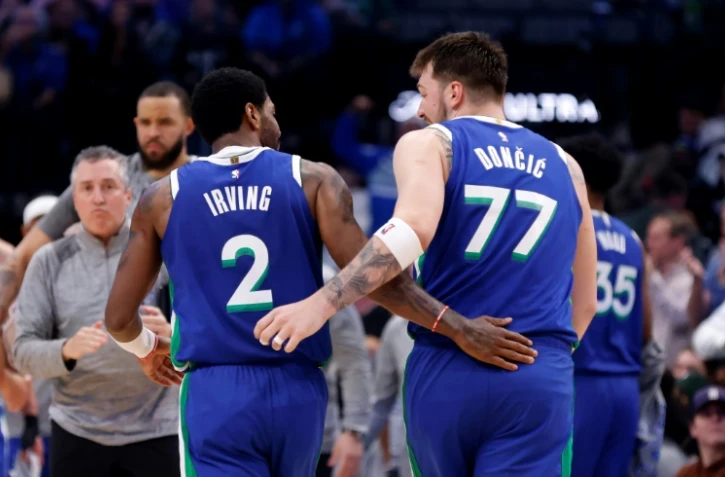 NBA: les Mavericks Doncic et Irving bourreaux des Sixers