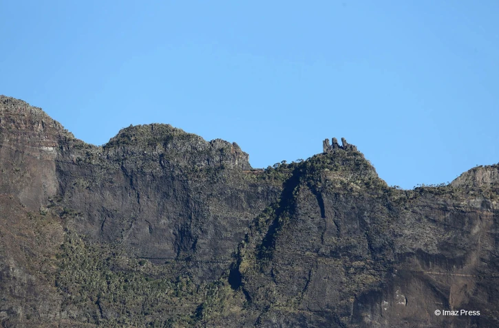 Les Trois Salazes