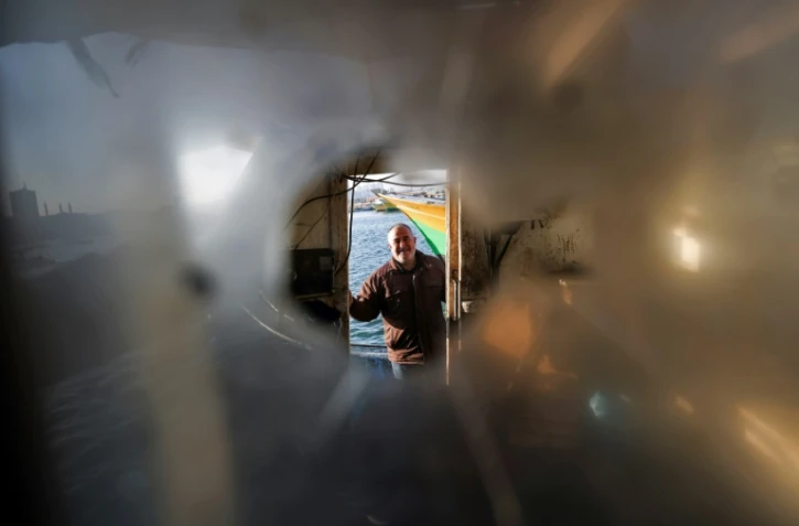 Jihad, pêcheur palestinien dont le bateau pourrait être saisi à jamais par Israël