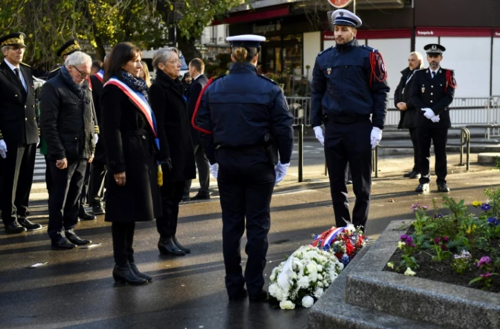 Sept ans après, Borne commémore les attentats du 13-Novembre