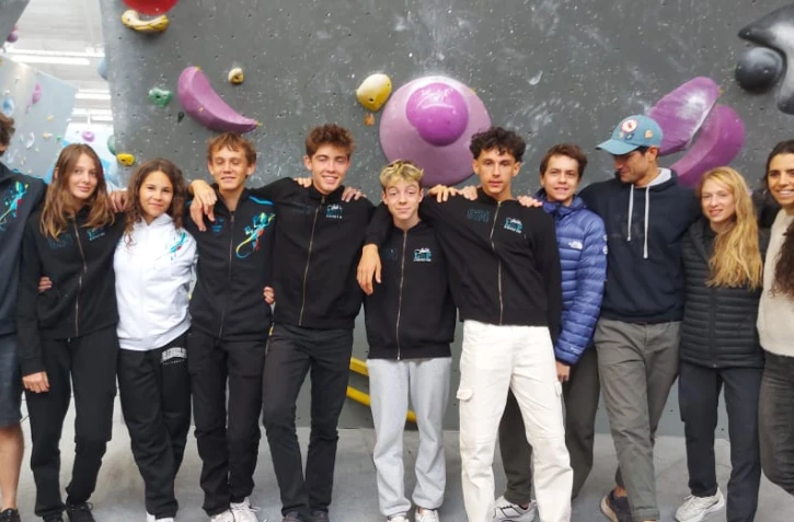 Des réunionnais aux Championnats de France de blocs jeunes, escalade